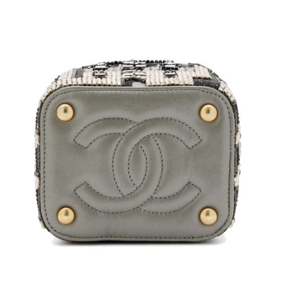 Chanel Limited Edition Métiers d'Art 2021 Château de Chenonceau Evening Bucket Bag view 5